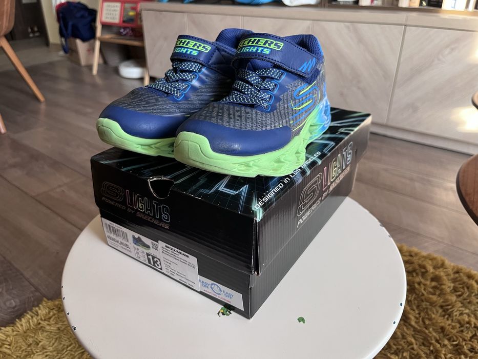 Маратонки Skechers Vortex с LED светлини