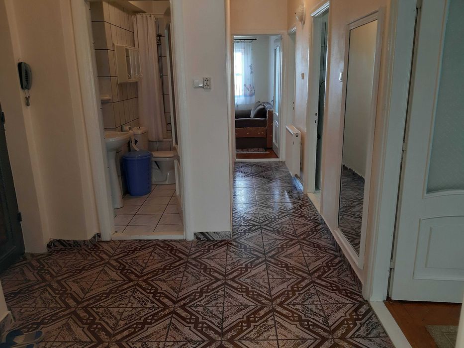 Apartament 4 camere Piata 1 Mai