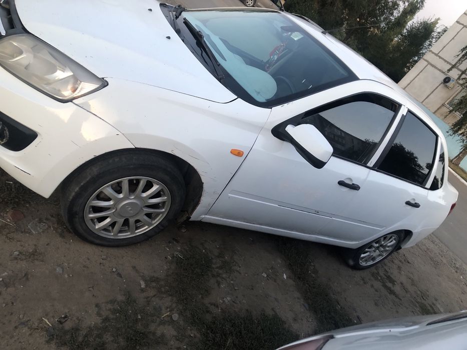 Продам лада гранта хорошием состаяние