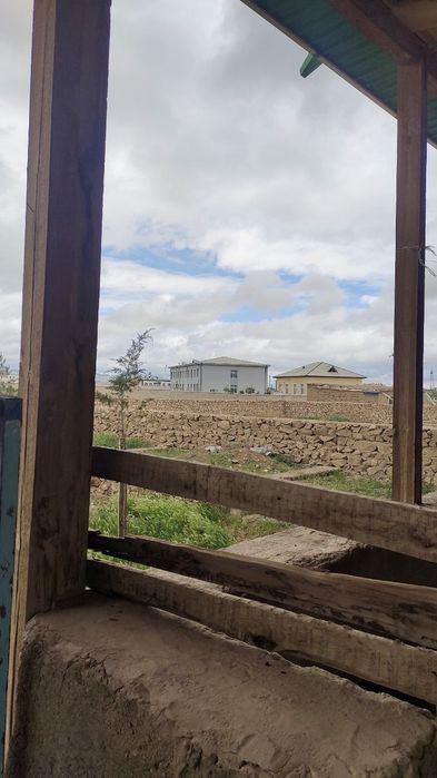 Xovli uy sotiladi barcha hujjatlar bor