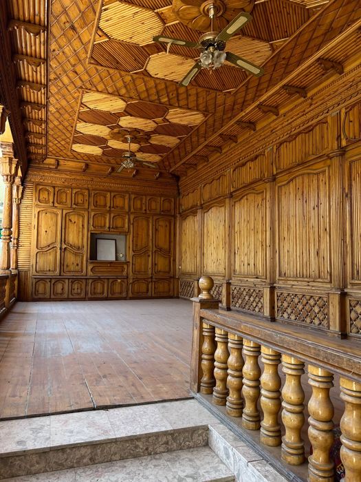 Hovli Sotiladi Продаётся участок