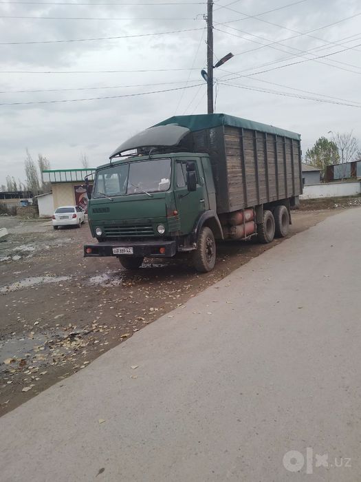 Камаз бортовой сотилади.