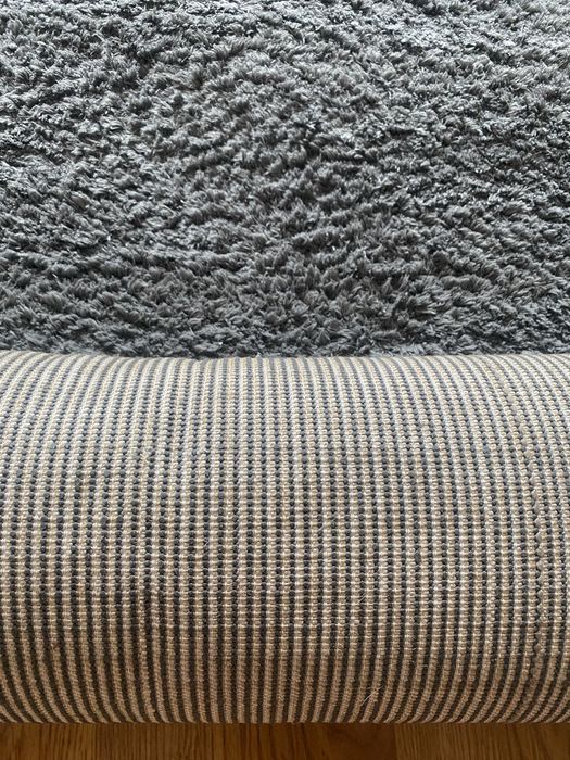 Продам ковер (травка) серый