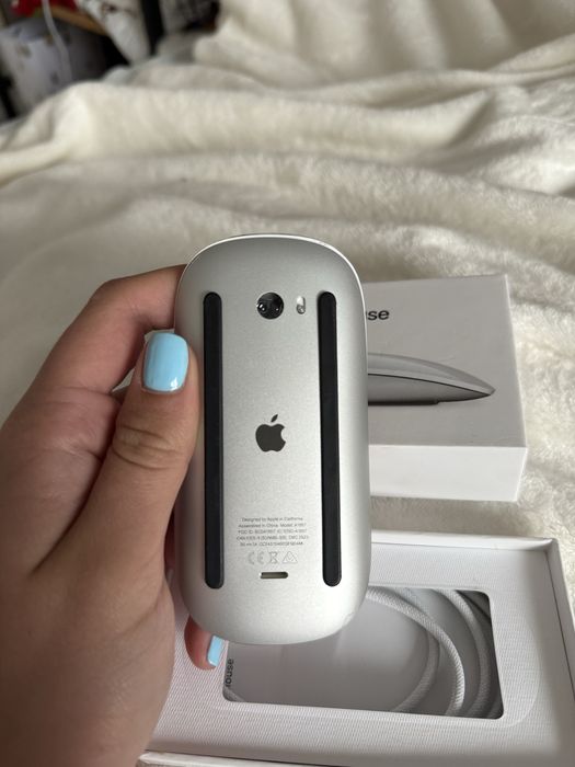Мышь для мак бука, magic mouse , в идеальном состоянии
