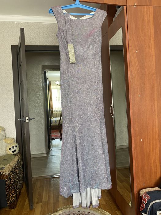 Вечерние платье длинное