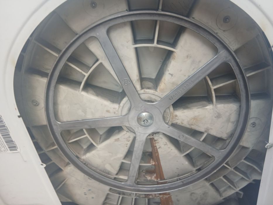 Стиралка Indesit