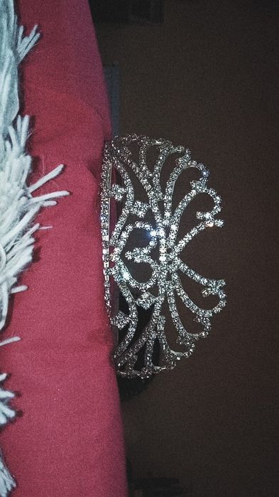 Diademe pentru evenimente sau accesorii pentru poze