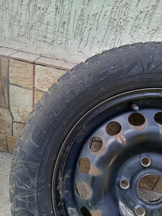 4 колеса на  гольф . Пассат.