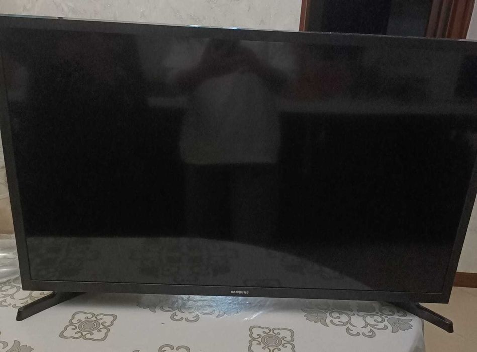 Телевизор на запчасти Samsung