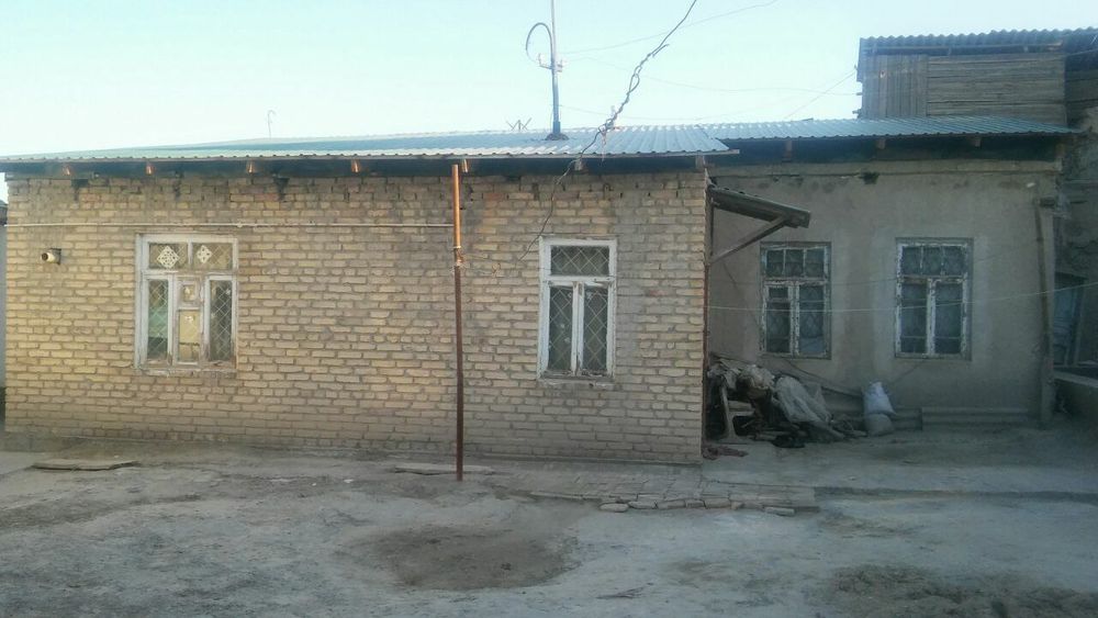 Бухоро шаҳарда 1 сотих ҳовли общий двор сотилади