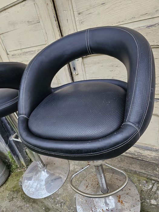 Set 4 scaune de bar sau terasa (design modern )