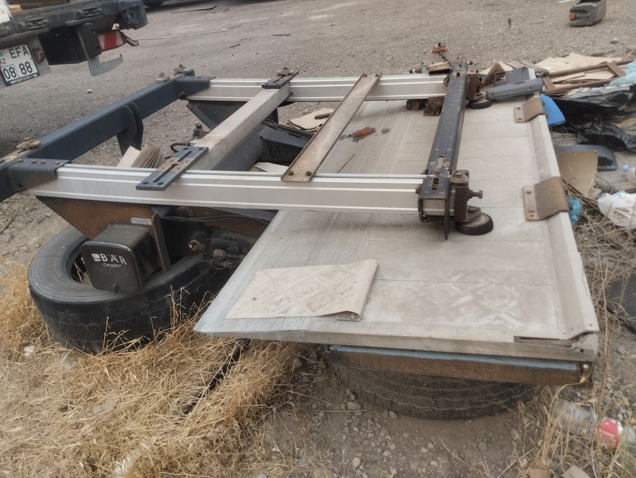 Гидро лопата на прицеп.