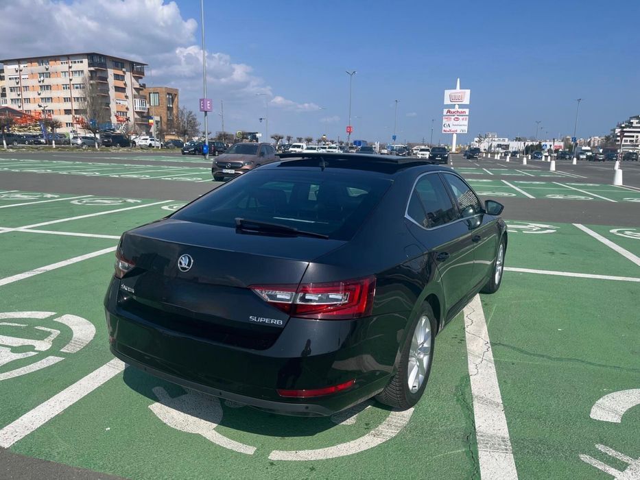 SKODA Superb 2019 — imagine 2