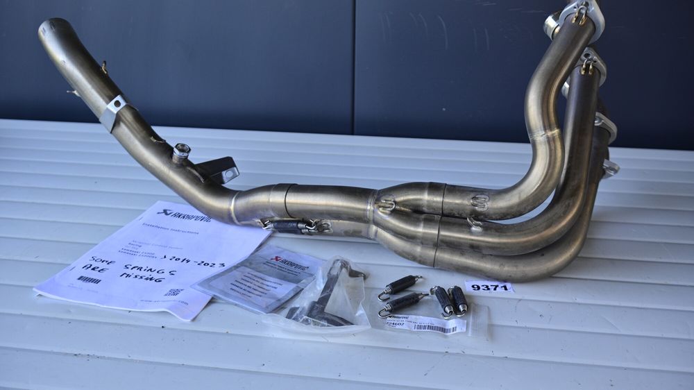 Kawasaki Z1000 / Z1000 SX 2014 2023 Galerie de evacuare Akrapovic
