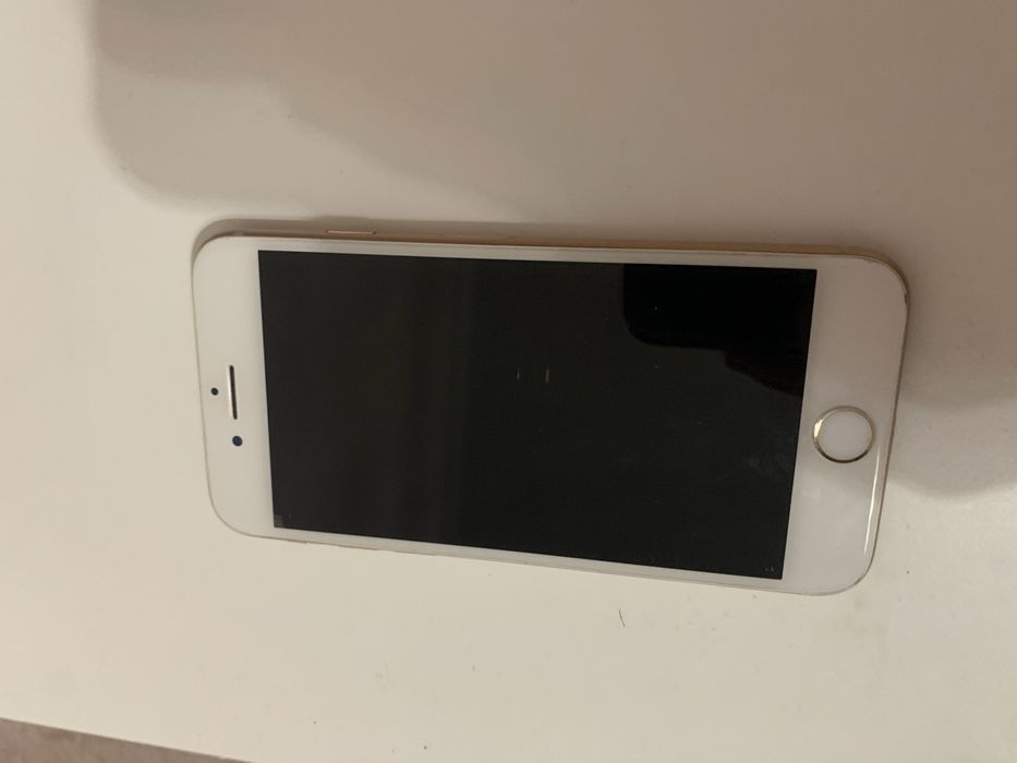 Iphone 8 с горантием