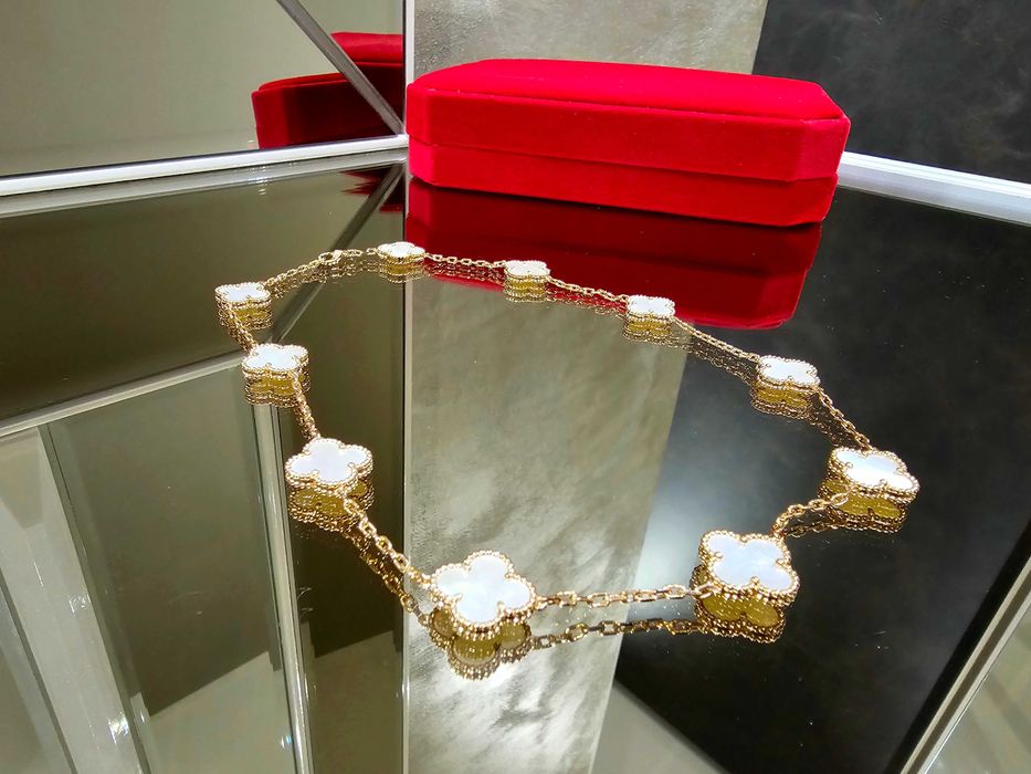 Van Cleef & Arpels VCA Rose 10 Mother of Pearl Alhambra Дамско Колие