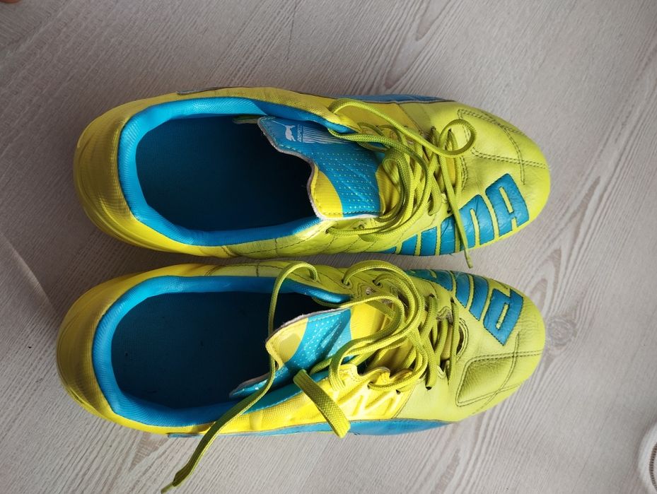 Футболни обувки,, PUMA"oт естествена кожа EVO SPEED3! !