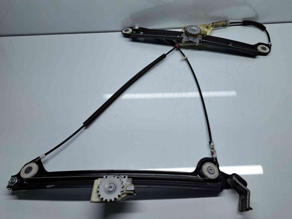 Macara electrica geam dreapta fata Bmw 1 (E81, E87) [Fabr 2004-2010] E