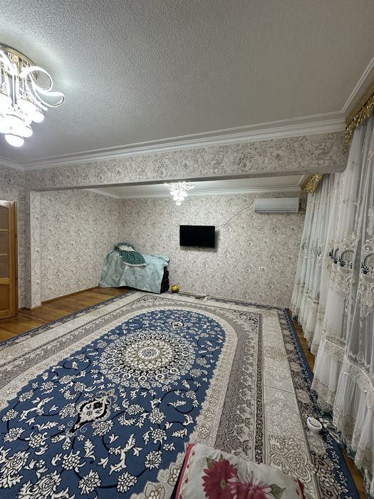 Жангох, Ц-15 4/4/5 95 м2. Срочно