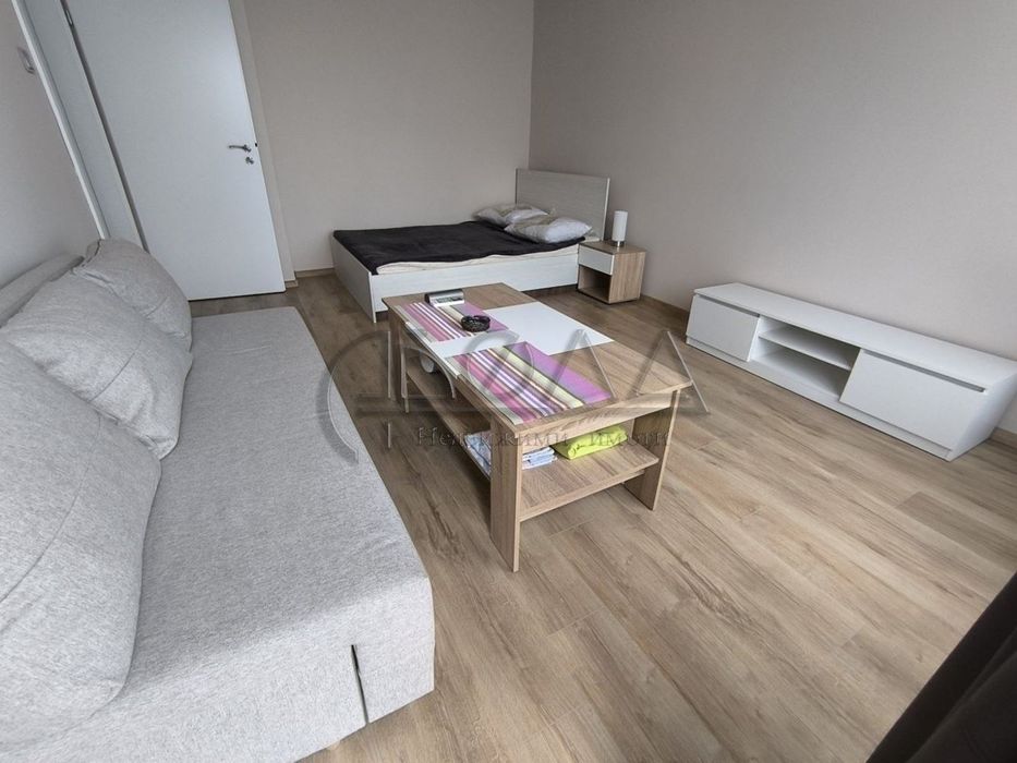 Дава се под наем Едностаен апартамент в София, Света Троица - 55 кв.м за 561 € - Снимка #1