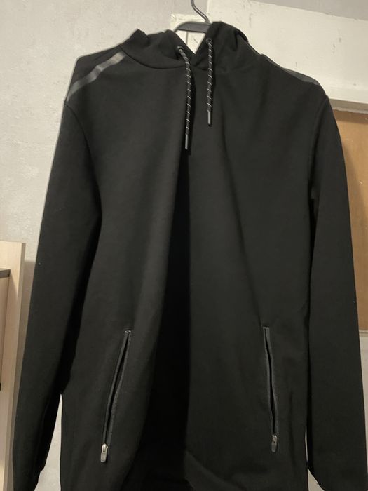 Продавам мъжки блузи и суитчъри