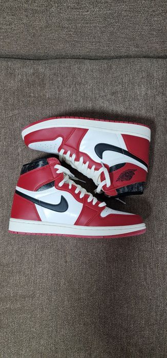 Air Jordan 1 High Chicago Lost and Found