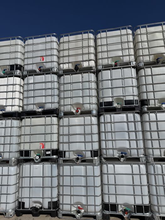 Bazin 1000 L curat