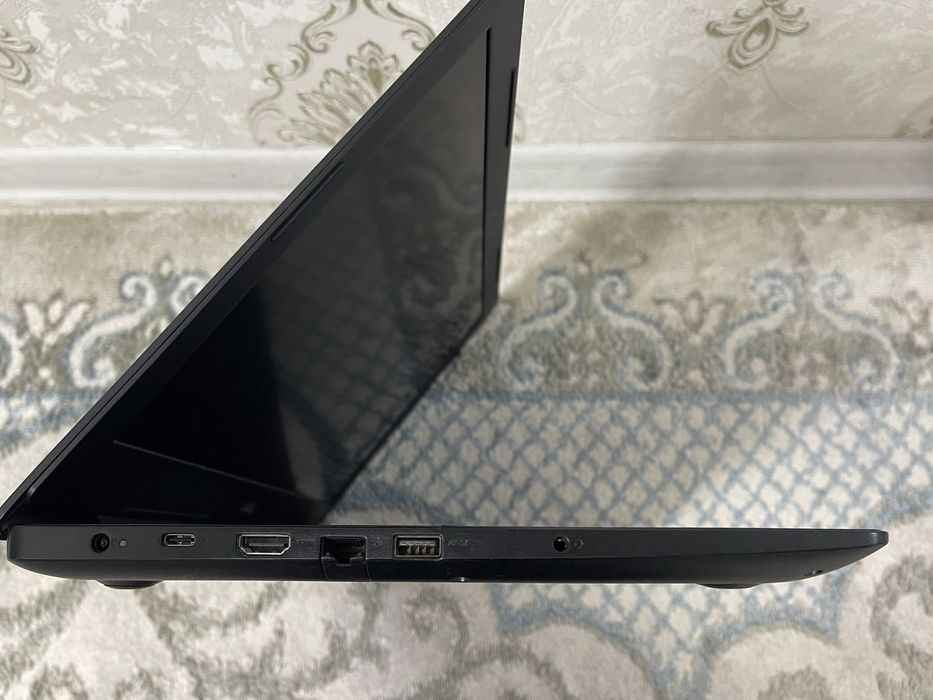 Продам ноутбук Dell Latitude 3590