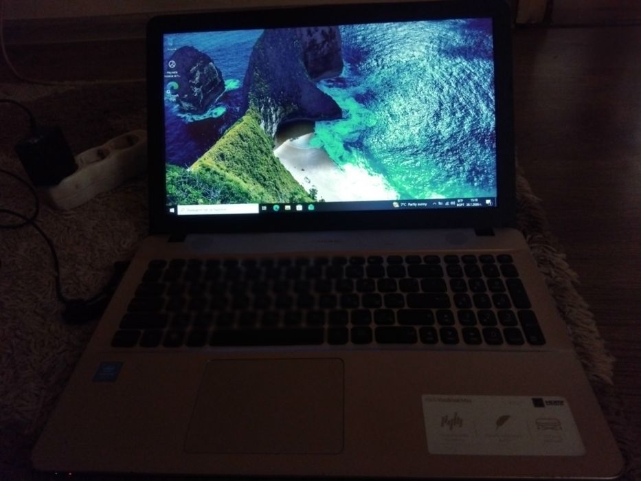 Лаптоп asus x541n