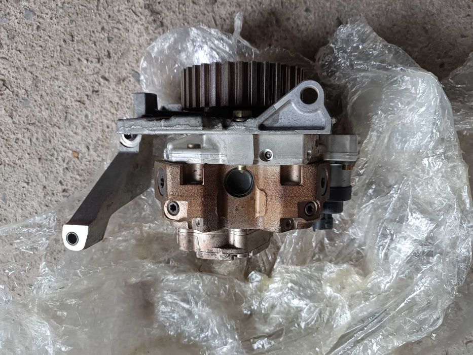 Гнп BOSCH Пежо, Форд, Мазда 1.6 HDI, TDCI