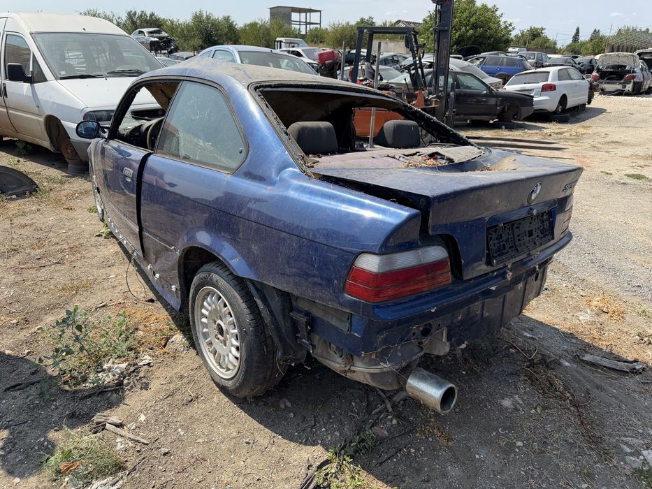 BMW E36 Coupe 320i 150 к.с. на части