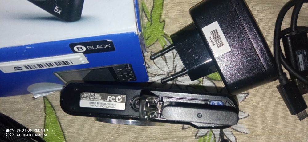 Samsung дигитален фотоапарат с бате и калъф за съхранение рия