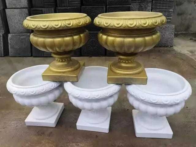 Set matrița ghiveci și postament casa nu abs fibra de sticla silicon