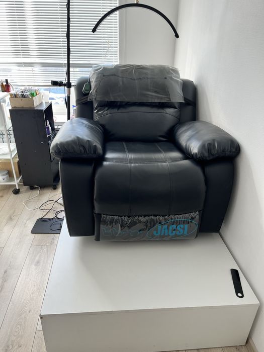 Креслр -Реклайнер (кушетка)
