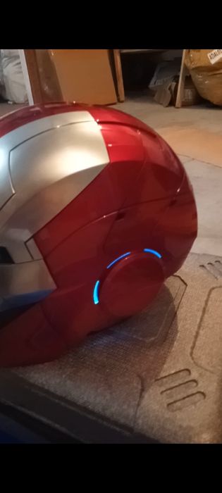 "Маска железного челевека"