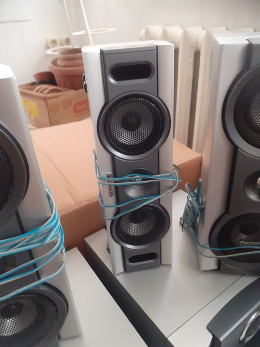 Музыкальный центр.