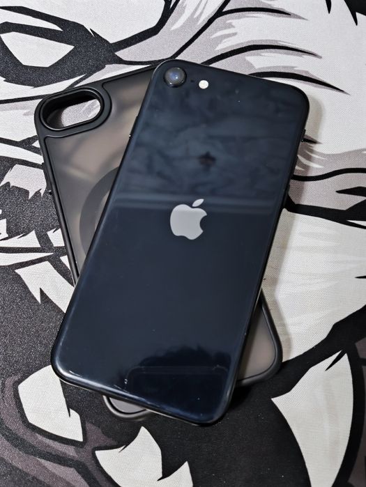 iPhone SE 3, идеальное состояние