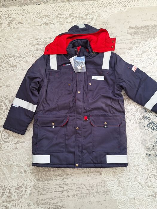 Зимняя куртка сатылады