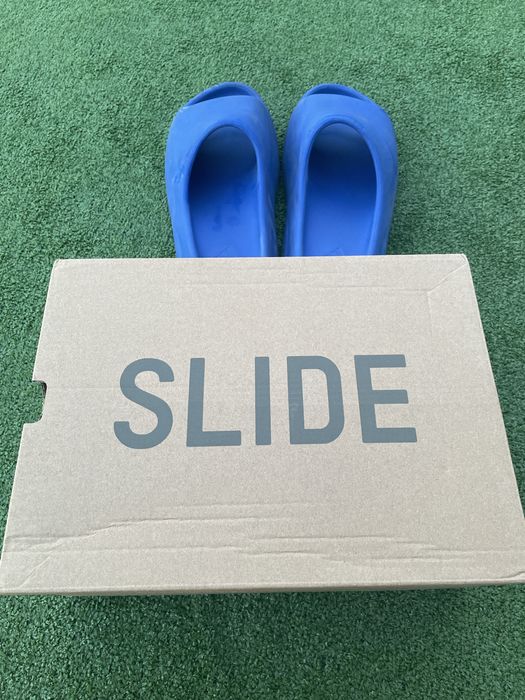 adidas yeezy slides azure