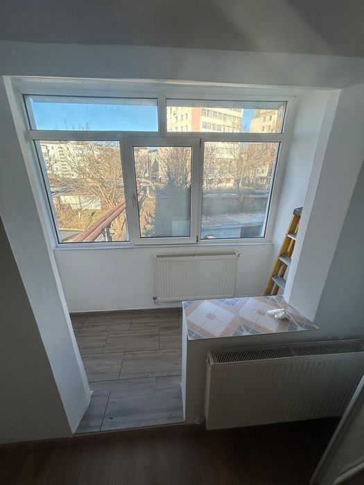 Apartament de inchiriat, 50 m. p. Str Alecu Russo.