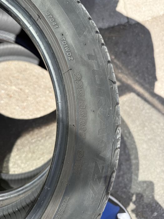 225/45/17 Bridgestone Potenza