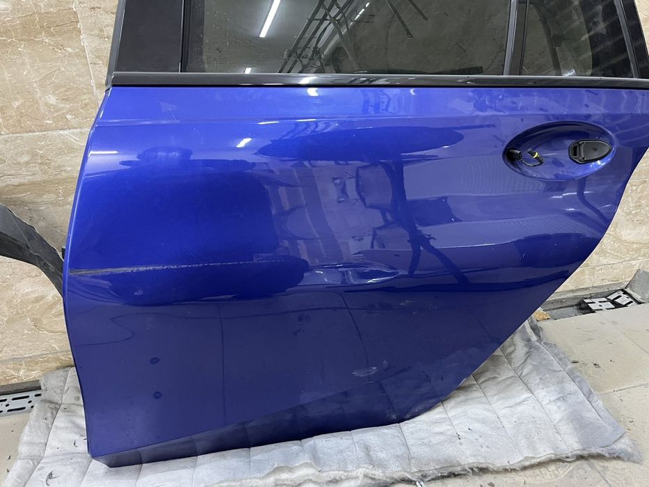 Задна Врата и преден калник за BMW- G21