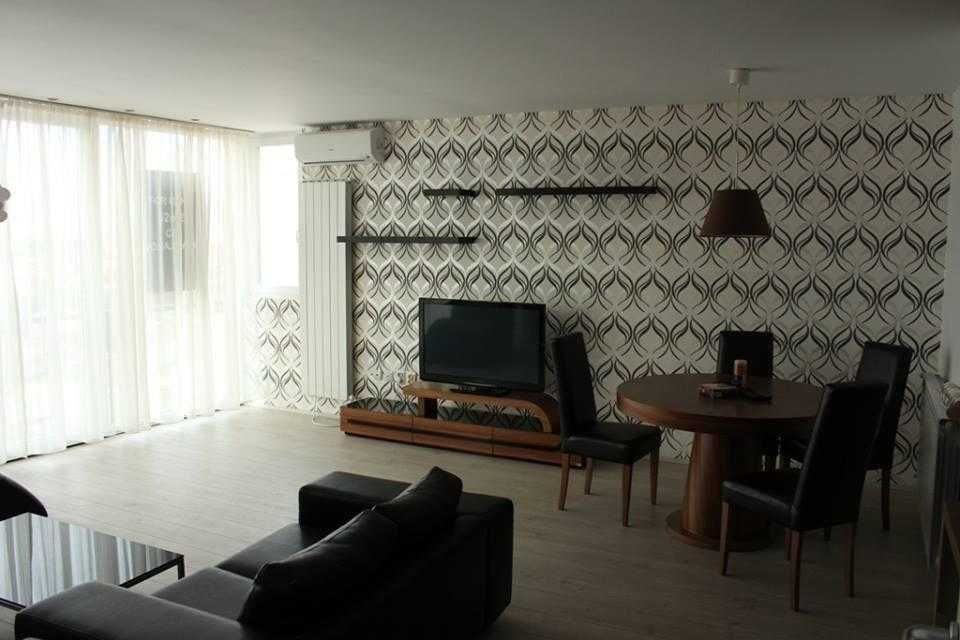 Дава се под наем Двустаен апартамент в Бургас, Славейков - 54 кв.м за 229.5 € - Снимка #2