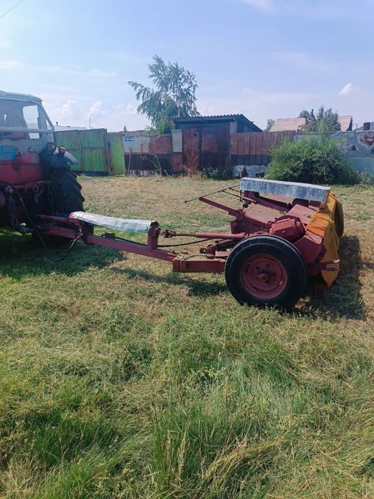 Продам трактор с роторной косилкой