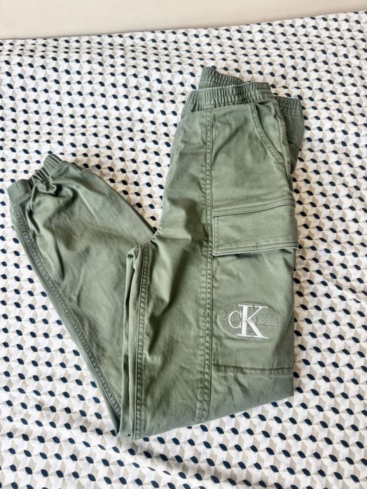 Детски оригинален панталон Calvin Klein