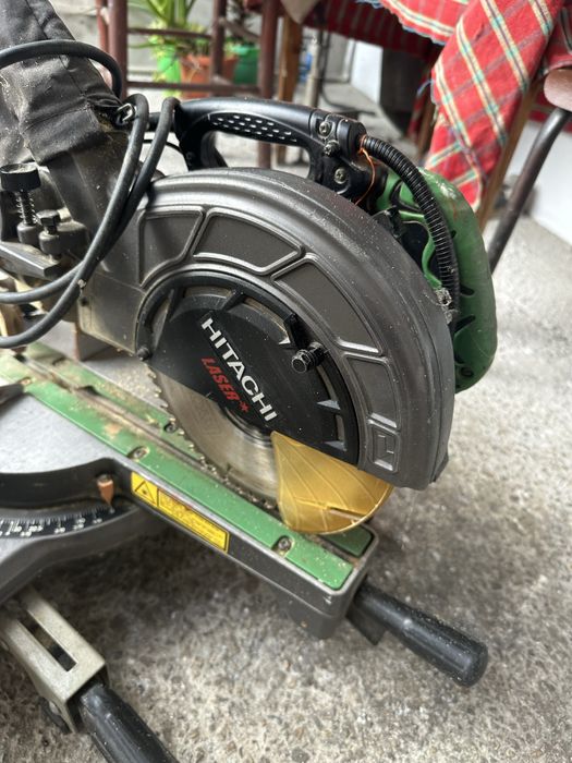 Пендула Hitachi