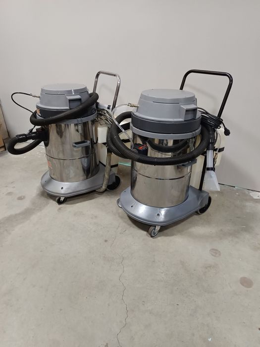 Професионална перяща прахосмукачка