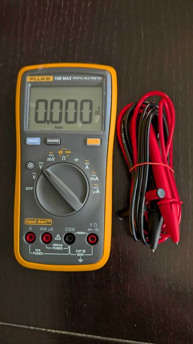 Fluke 15 B MAX multimetru