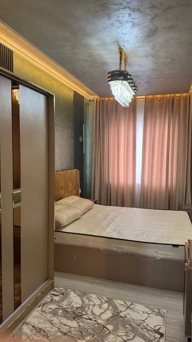 Чиланзар 9 квартал 2в3/4/4 Меб+Тех Балкон 1,5х6