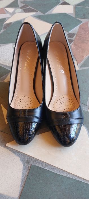 Pantofi dama noi